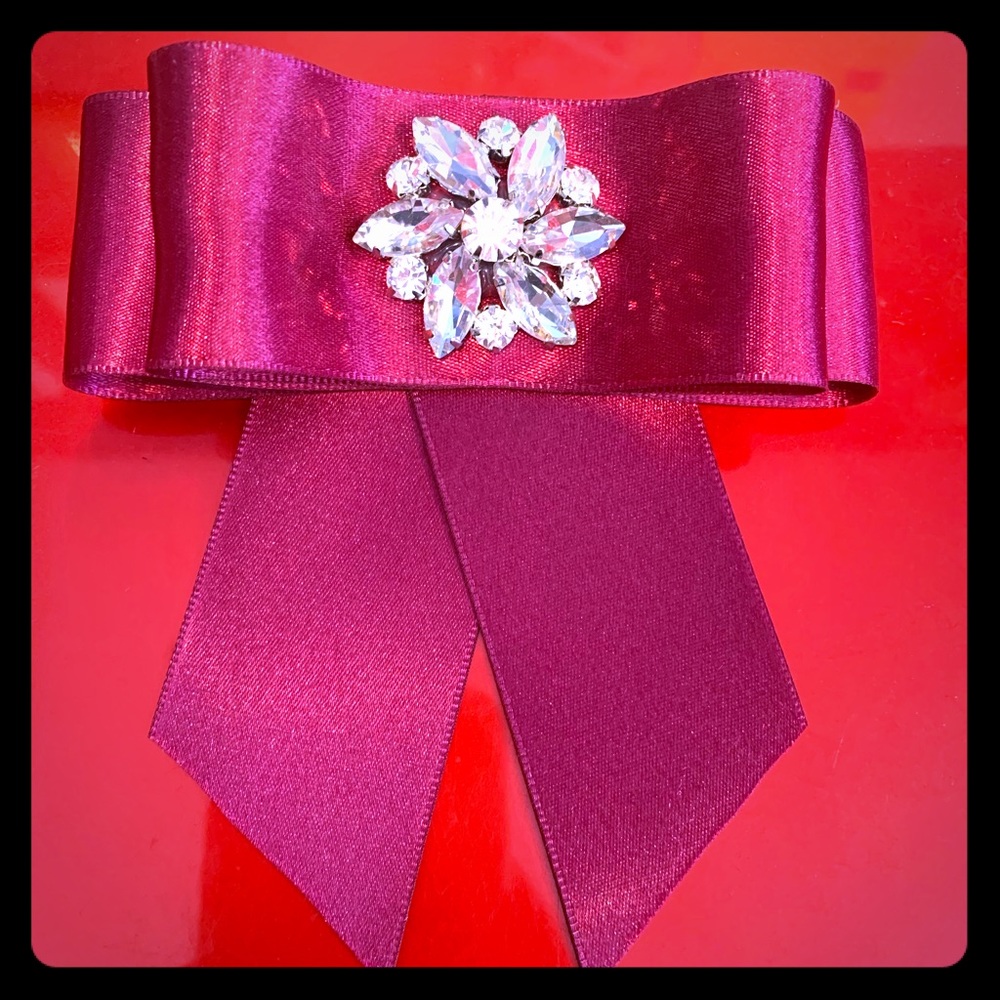 Brooch